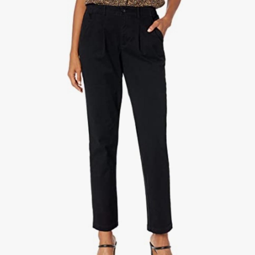 Gloria Vanderbilt Women's Rear Elastic High Waist Pleated Chino Pants